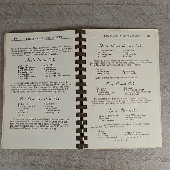 Deep South Cooking Vintage Spiral-Bound Cookbook 1977 Cajun Creole Local Ethnic - Picture 6 of 7
